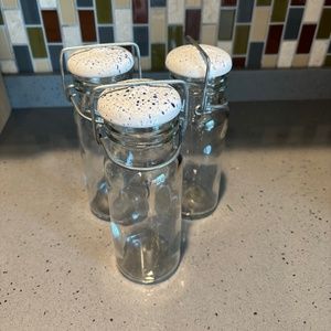 3 Vintage Wheaton #17 wire bail and lid jar